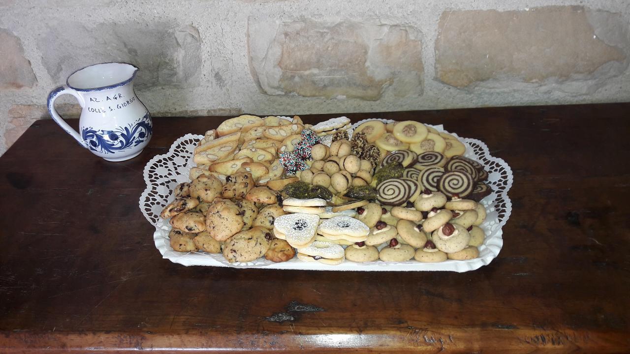 Azienda Agrituristica Colle San Giorgio Castiglione Messer Raimondo エクステリア 写真
