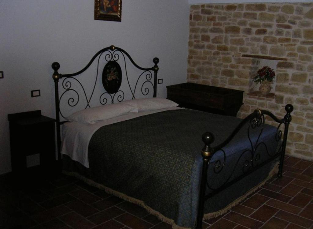 Azienda Agrituristica Colle San Giorgio Castiglione Messer Raimondo エクステリア 写真